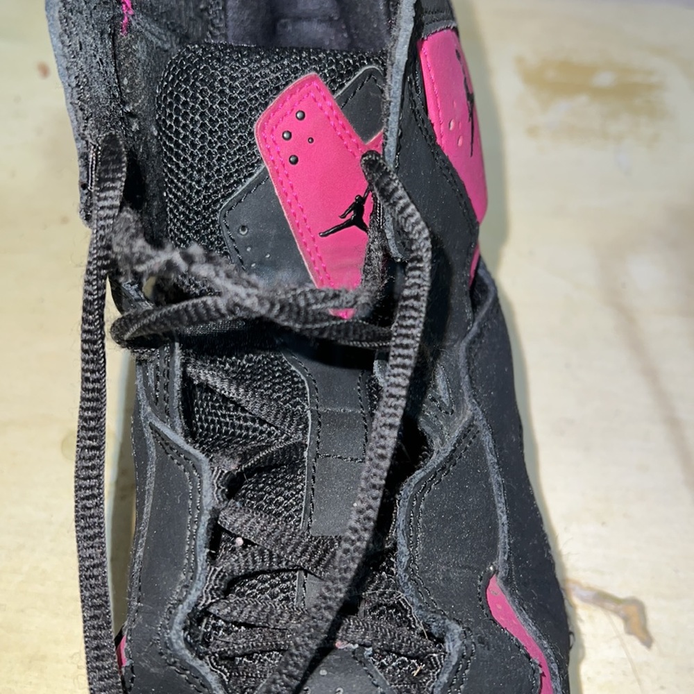 Air Jordan - Picture 12 of 17